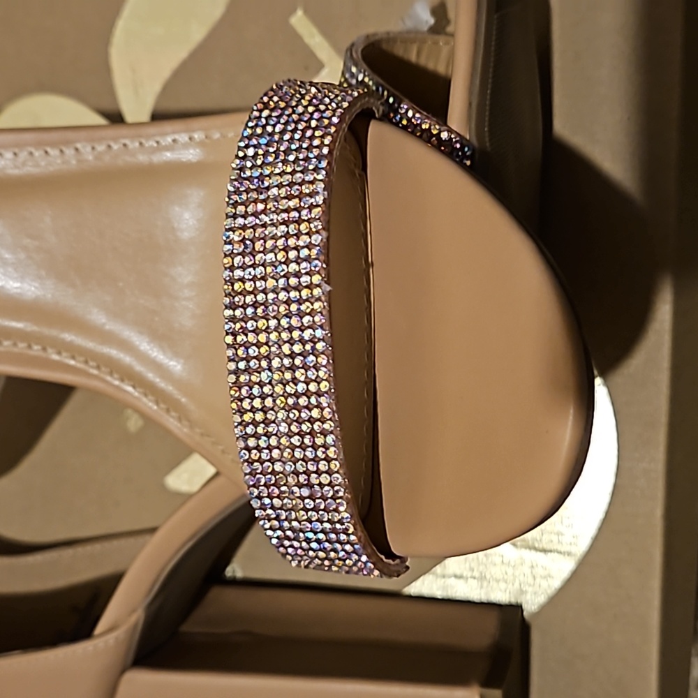 Strap Heels - Picture 2 of 4
